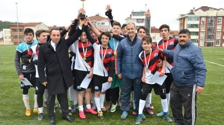 Bilecik&rsquo;te Okul Sporları Futbol M&uuml;sabakaları Sona Erdi