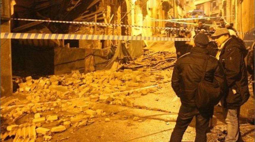 Beyoğlu&rsquo;nda Metruk Bina &Ccedil;&ouml;kt&uuml;