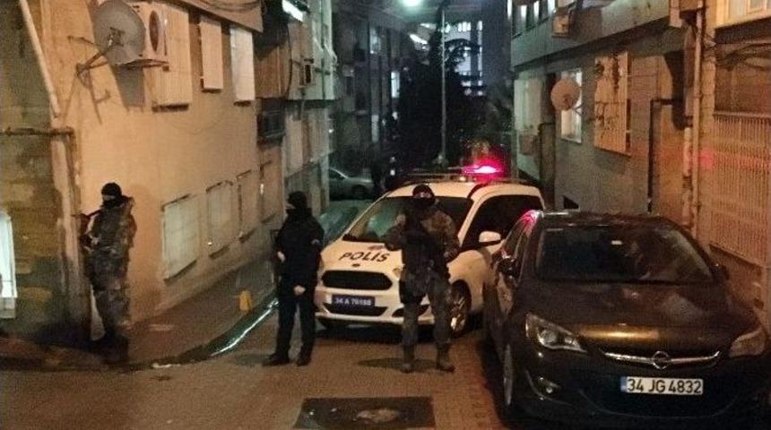 İstanbul Emniyetine Saldırı Girişiminin Ardından Operasyon Başlatıldı