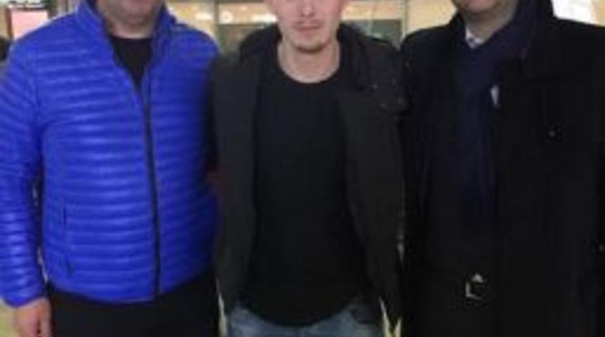 Bandırmaspor, &Ccedil;ek Milli Oyuncu Ile Anlaştı