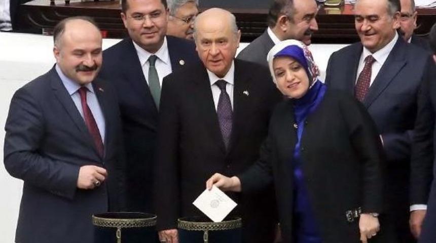 14&rsquo;&Uuml;nc&uuml; Madde, 342 Oyla Kabul Edildi