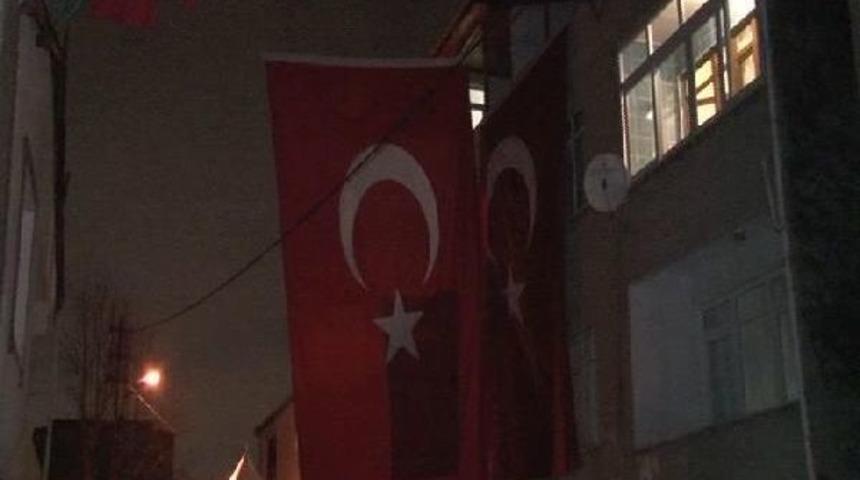 Sancaktepe'ye Şehit Ateşi D&uuml;şt&uuml;