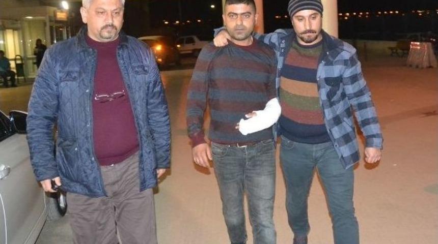 Adana&rsquo;da Silahlı-bı&ccedil;aklı Kavga: 1 &Ouml;l&uuml;, 2 Yaralı
