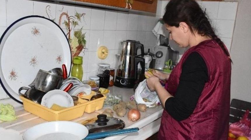 Haluk Alıcık, Yaşlıları Yine Unutmadı