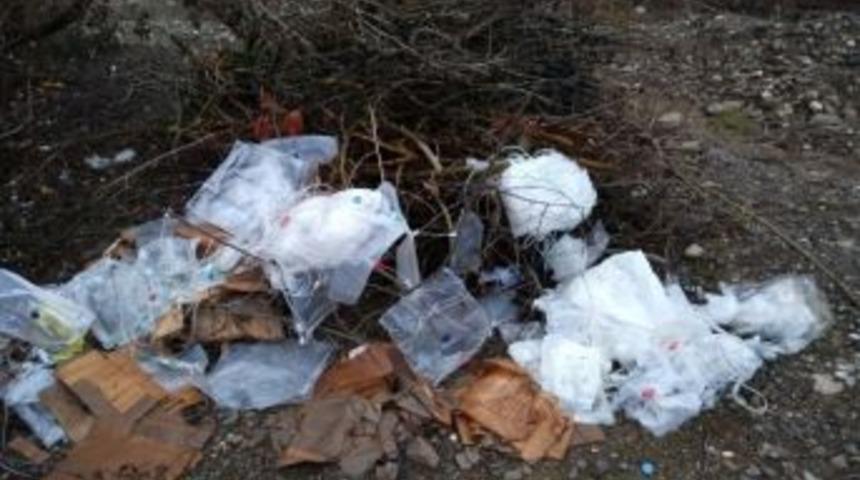 Boş Araziye Atılan Tıbbi Malzemelere Tepki