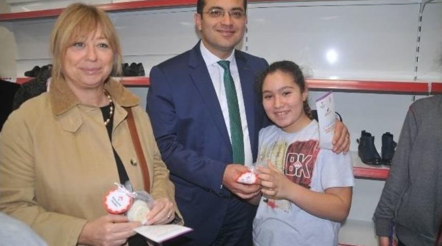 Bornova&rsquo;nın K&uuml;&ccedil;&uuml;k &Ouml;ğrencilerinden B&uuml;y&uuml;klere &Ouml;rnek Olacak Proje