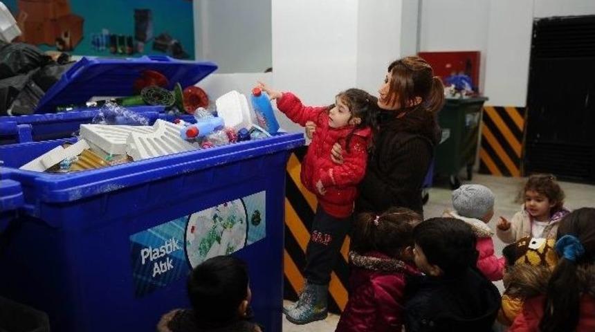 &Ccedil;ocuklar Geri D&ouml;n&uuml;ş&uuml;m&uuml; &Ouml;ğreniyor