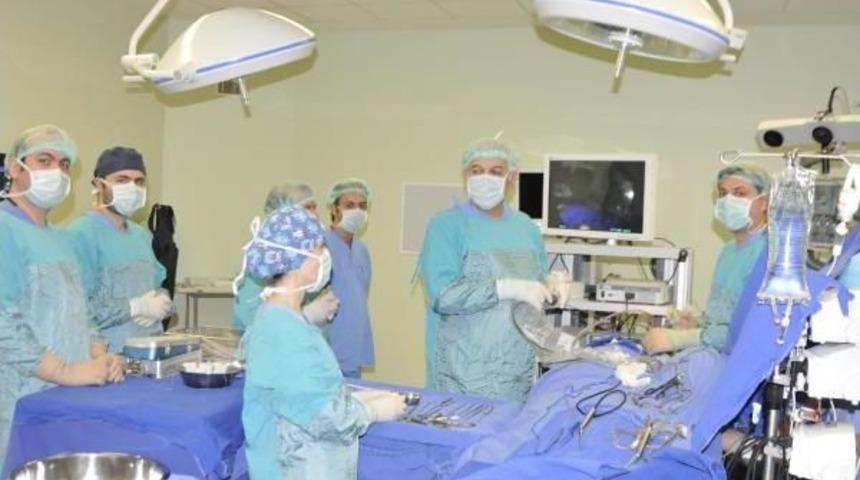 Kocaeli'nde Kafatasını A&ccedil;madan Beyin Ameliyatlarında Rekor