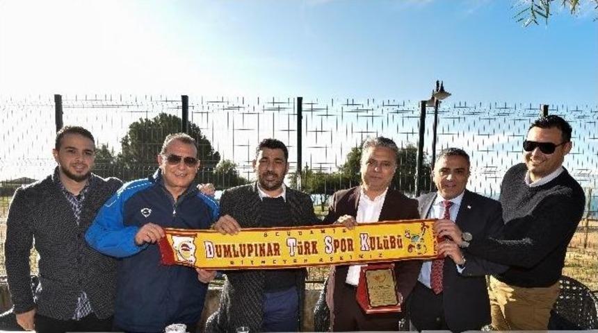 Başkan Uysal Kktc Takımı Dumlupınar&rsquo;ı Konuk Etti