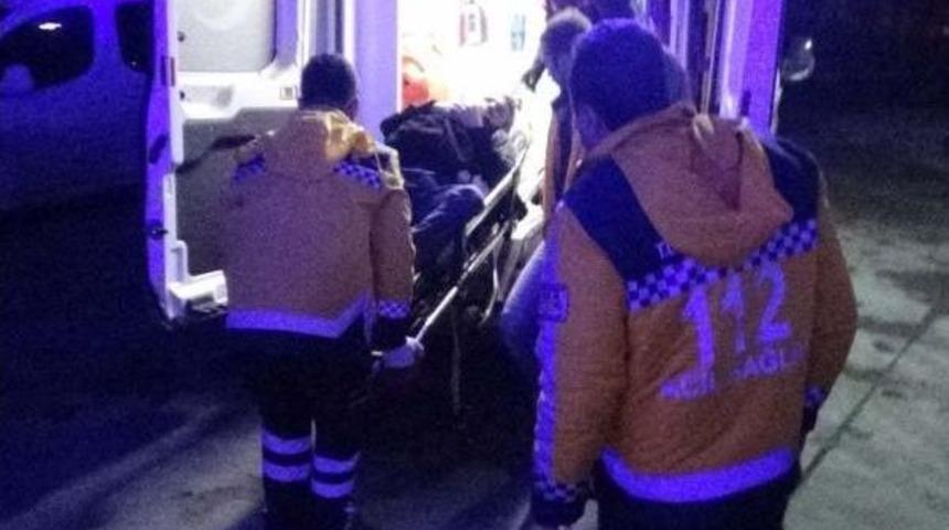 Ereğli'de Bı&ccedil;aklı Kavga: 2 Yaralı