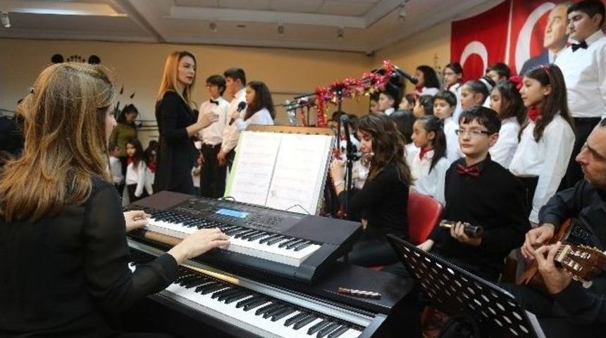 Miniklerden B&uuml;y&uuml;k Nağmeler