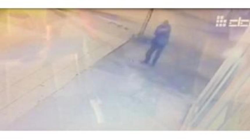 Ekmek Fırınına Silahlı Saldırı G&uuml;venlik Kamerasında