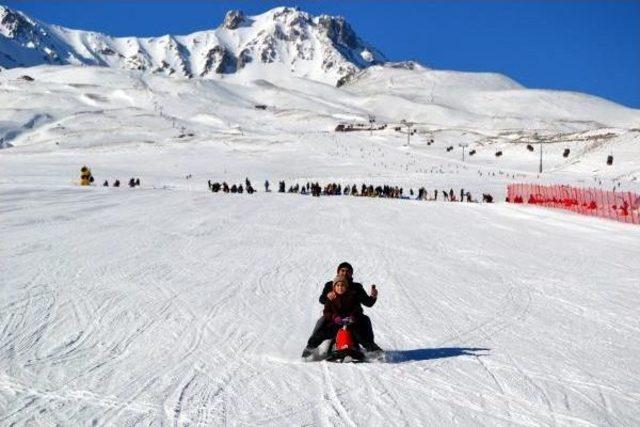 Notu Iyi Olan &Ouml;ğrencilere Karne Hediyesi Erciyes 2