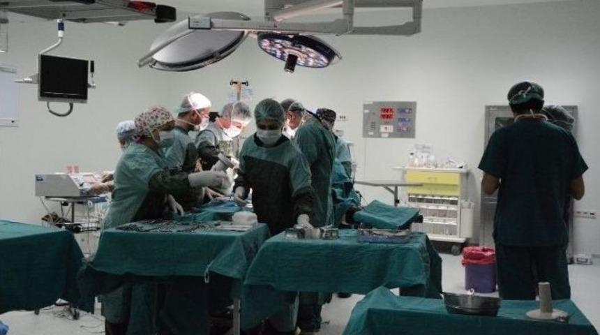 Nevşehir&rsquo;de 45 Yaşındaki Adam &Uuml;&ccedil; Kişiye Hayat Verdi