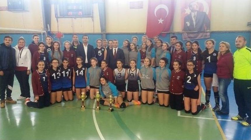 Muğla&rsquo;nın Yıldızı Mahinur Cemal Uslu Ortaokulu Oldu
