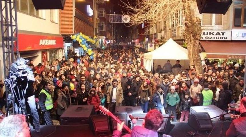 Alışverişin Keyifli Halinde &Uuml;&ccedil;&uuml;nc&uuml; G&uuml;n