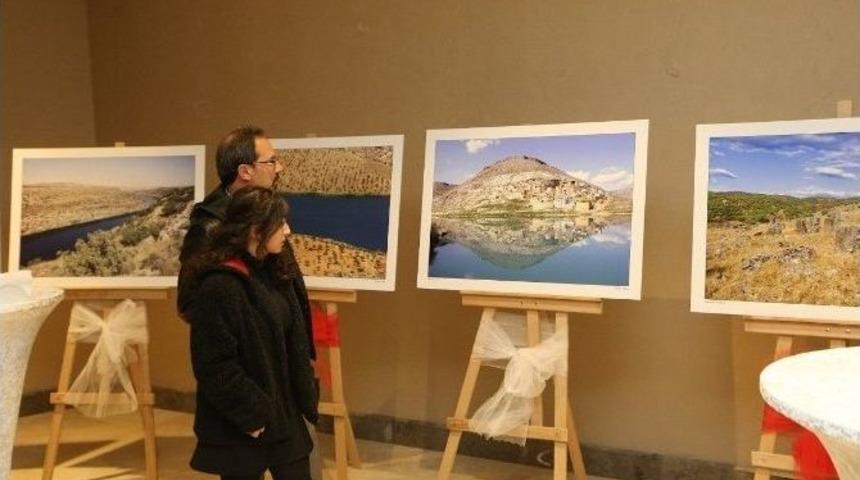 Gazik&uuml;lt&uuml;r&rsquo;den Kitap Tanıtımı Ve Fotoğraf Sergisi