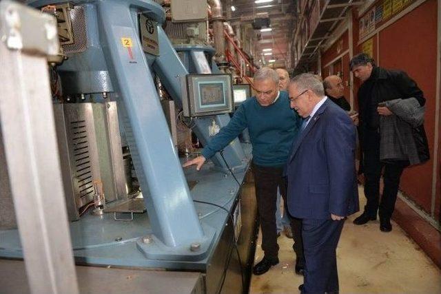 Kütahya Şeker Fabrikası’nı Ziyaret Etti