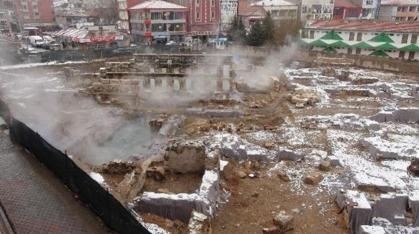 Yozgat&rsquo;ta 2 Bin Yıllık Tarihi Roma Hamamı G&ouml;rkemi İle G&ouml;z Kamaştırıyor