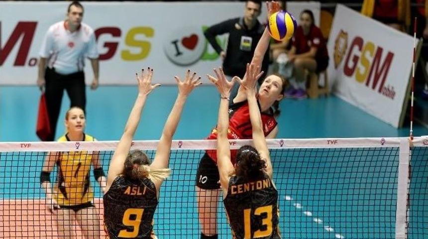 Vakıfbank, Galatasaray&rsquo;ı 3-0 Mağlup Etti