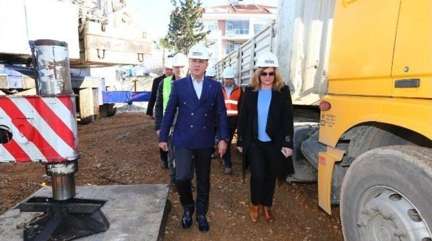 Manavgat Yaya K&ouml;pr&uuml;s&uuml;&rsquo;n&uuml;n Ana G&ouml;vdesi Yerleştirildi