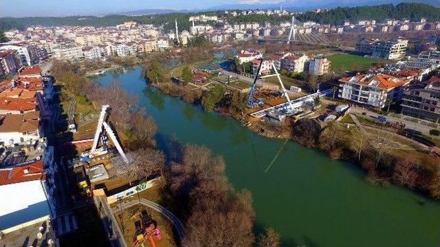 Manavgat Yaya Köprüsü’nün Ana Gövdesi Yerleştirildi