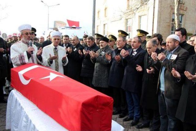 Şehidin Annesi;  annen Kurban Olsun Sana  Diyerek Sinir Krizi Ge&ccedil;irdi (2) 1