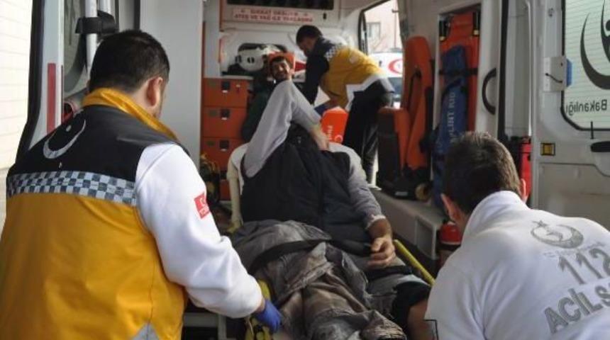 Pili&ccedil; Tesisi &Ccedil;atısı Tadilat Sırasında &Ccedil;&ouml;kt&uuml;: 1 &Ouml;l&uuml;, 3 Yaralı