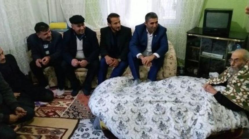 Şehit Aileleri Derneği&rsquo;nden 90 Yaşındaki Emekli Korucuya Ziyaret