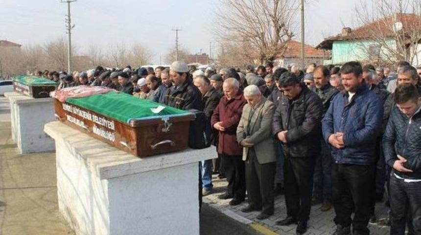 Şizofren Komşunun &Ouml;ld&uuml;rd&uuml;ğ&uuml; &Ccedil;ift Toprağa Verildi