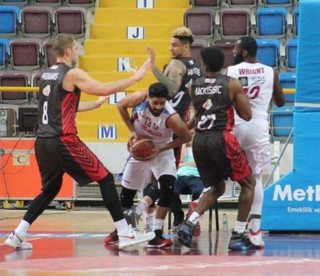 Trabzonspor Medical Park-Muratbey Uşak: 101-105