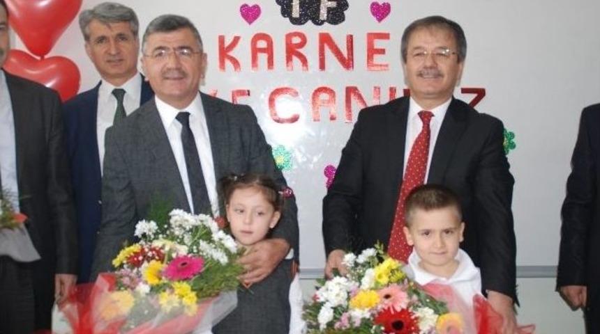Başkan Akdoğan &Ouml;ğrencilerin Karne Sevincine Ortak Oldu