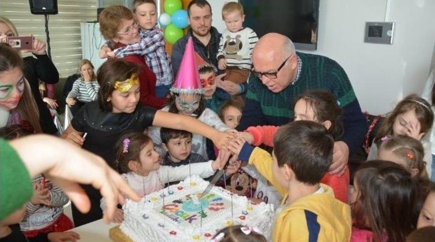 S&uuml;leymanpaşalı &Ccedil;ocuklar Yeni Yıl Ve Karne Partisinde Buluştu