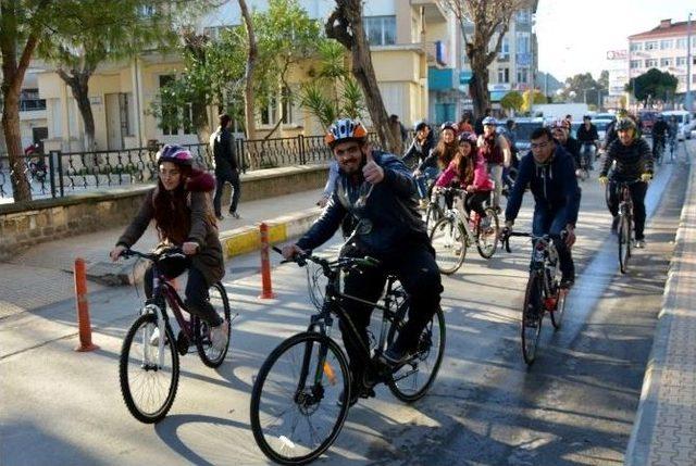 Dört Ülkeden Gençler Sağlık Ve Bisiklet İçin Söke’de Buluştu