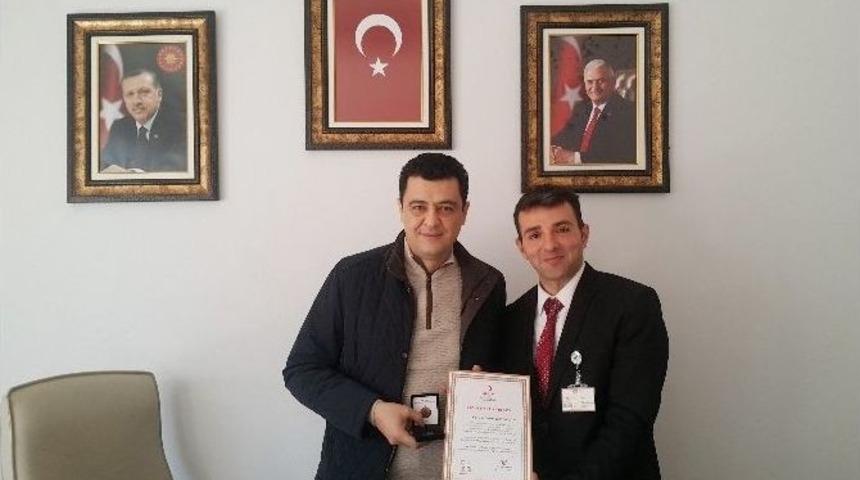 Ak Parti Tire İl&ccedil;e Teşkilatından Kan Bağışı