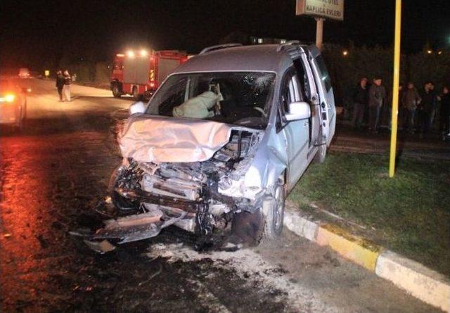 Sakarya’da Trafik Kazası: 6 Yaralı