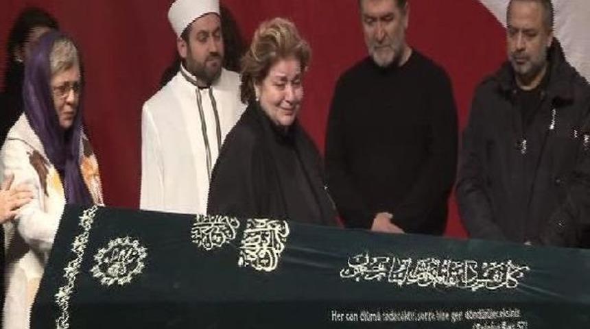 Ayberk Atilla Son Kez Sahnede