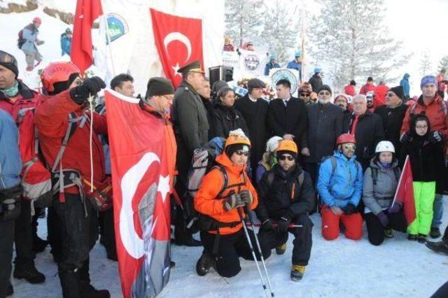 Zigana Dağı nda &Ccedil;ığ Kurbanı Dağcılar Anıldı 3