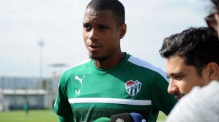 Faty&rsquo;den Hamzaoğlu İ&ccedil;in Veda Mesajı