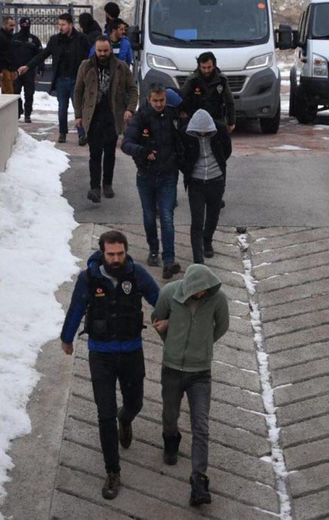 Uyuşturucu Operasyonunda 9 Kişi Adliyeye Sevk Edildi 1