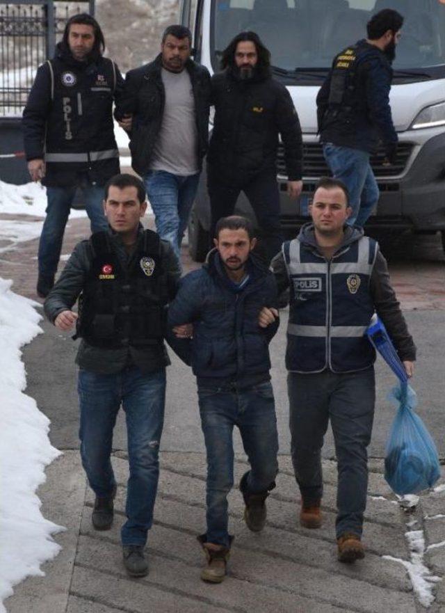 Uyuşturucu Operasyonunda 9 Kişi Adliyeye Sevk Edildi 3