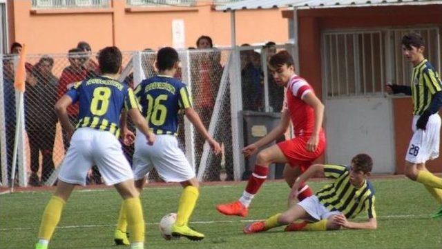 17 Maçta 16 Gol Atan Bedirhan Dikkat Çekti