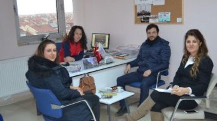 Gen&ccedil;ler Yeşilay Haftası&rsquo;nda Yapılacak Etkinlikleri Konuştu