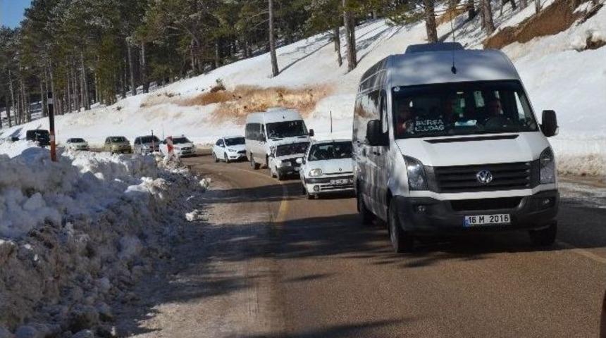 Uludağ&rsquo;da S&ouml;mestr Trafiği