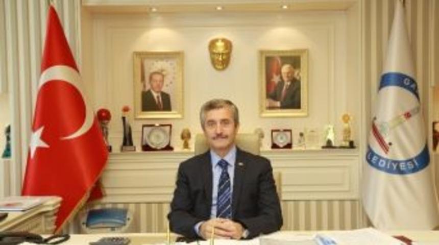 Belediye Başkanı Tahmazoğlu&rsquo;ndan Anayasa Teşekk&uuml;r&uuml;