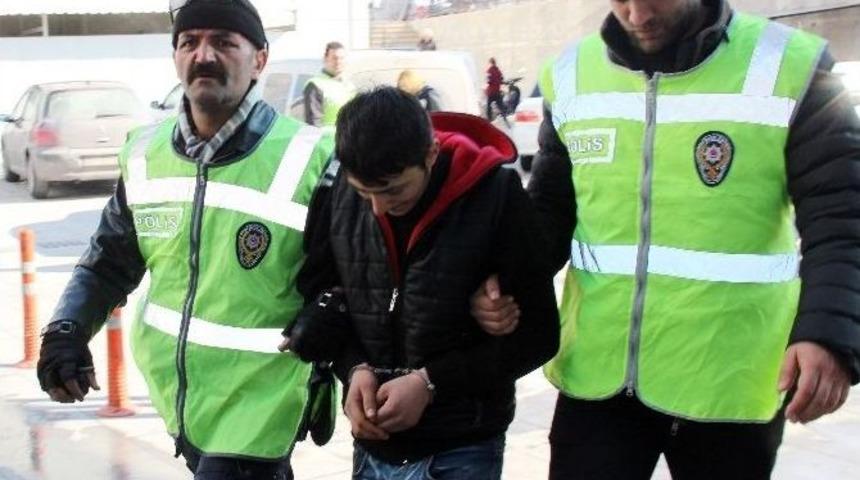 Konya’da Kartvizit Çetesine Polisten Suçüstü