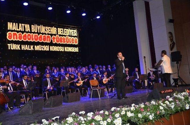 Büyükşehir Thm Korosu’ndan Anadolu’dan Türküler Konseri