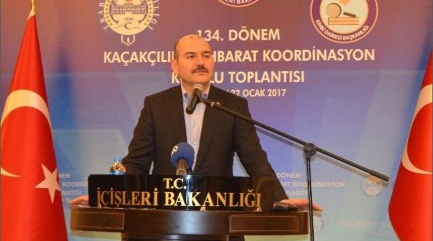 Bakan Soylu, Ka&ccedil;ak&ccedil;ılık İstihbarat Koordinasyon Kurulu Toplantısı&rsquo;na Katıldı (2)