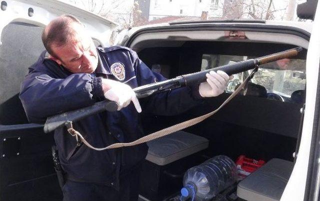 Aksaray’da Boş Arazide Bulunan Tüfek Paniğe Neden Oldu