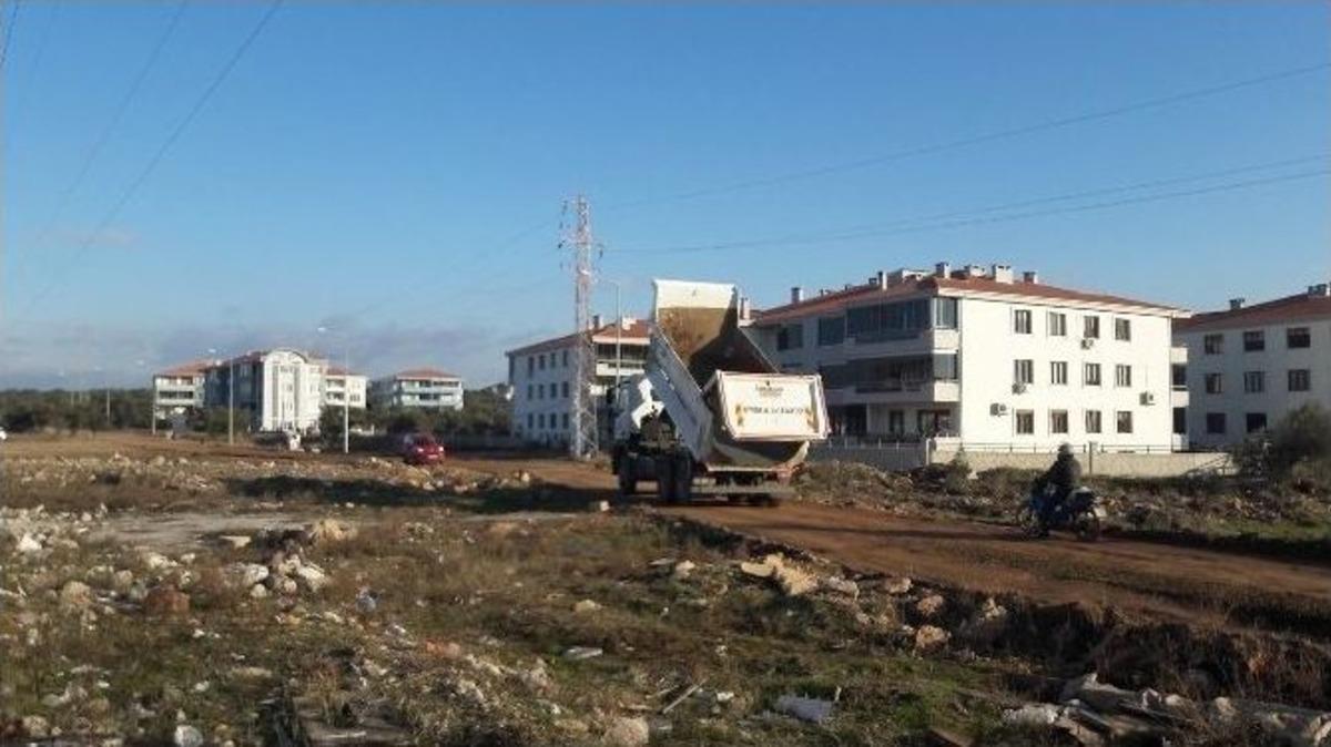 Ayvalık&rsquo;ta Yol Onarım &Ccedil;alışmaları Hızlandı
